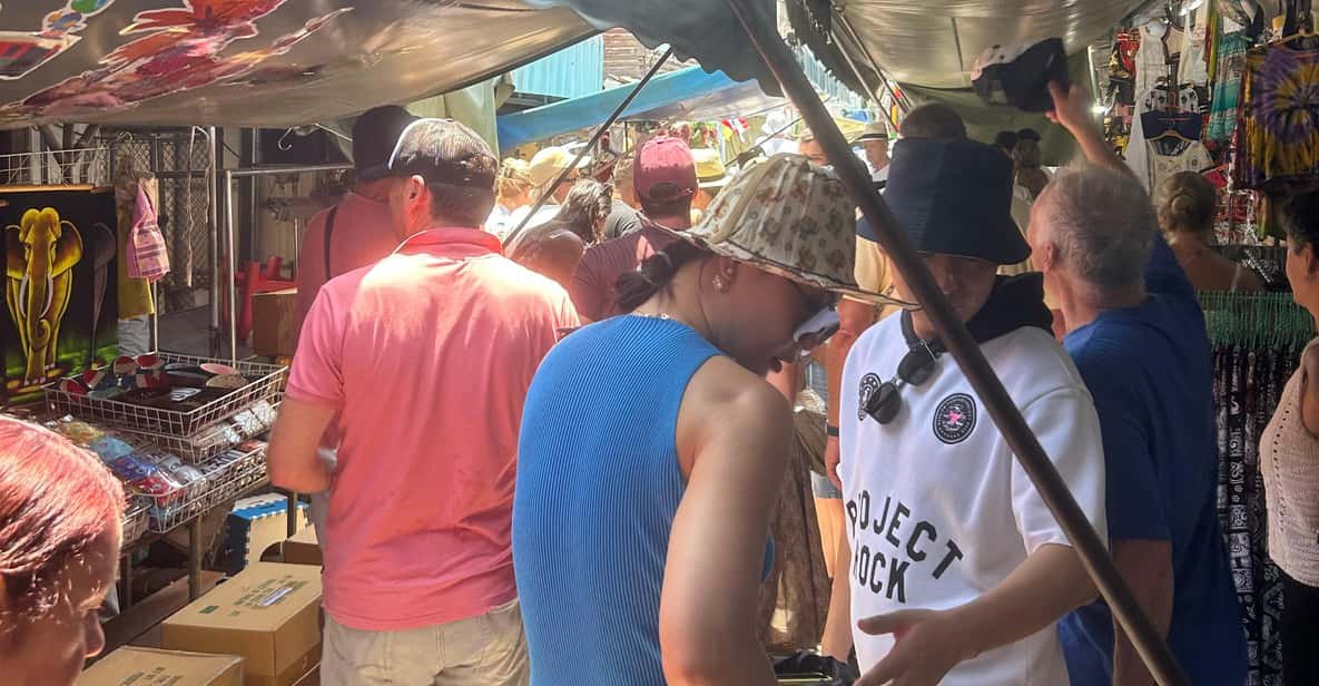 Bangkok: Damnoen Saduak Market and Maeklong Railway Market side 1