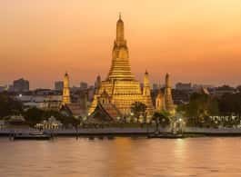 Bangkok: Grand Palace, Wat Pho, and Wat Arun Guided Tour side 2