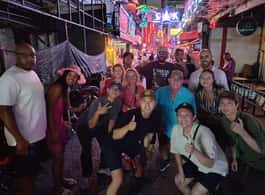 Bangkok: Soi Cowboy, Nana, Soi 11, Rooftops, Clubs & Go Go’s side 1