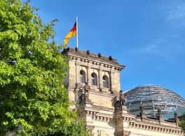 Berlin: Government District Tour and Reichstag Dome Visit side 2