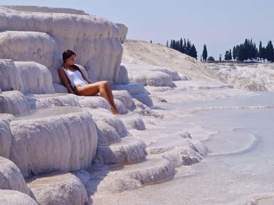 Bodrum:Pamukkale Cotton Castle & Hierapolis Day Trip w/Lunch