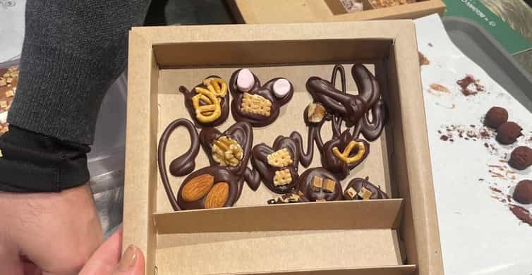 Brussels: Belgian Chocolate Making Workshop with Tastings side 2