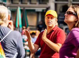 Brussels: Historical Tour with Chocolate & Waffle Tasting side 1