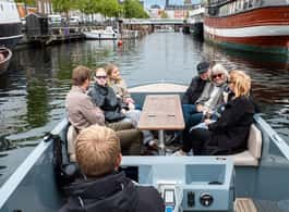 Copenhagen: Electric Canal Tour with Guide and Hot Drink side 2