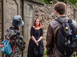 Edinburgh: Haunted Underground Vaults and Graveyard Tour side 1