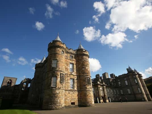 Edinburgh: Palace of Holyroodhouse Entry Ticket