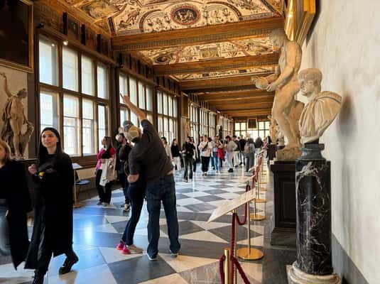 Florence: Uffizi Gallery Timed Entry Ticket & Audio Guide