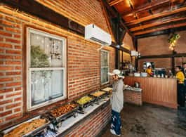 From Bangkok: Ayutthaya Temples Guided Tour with Lunch side 1