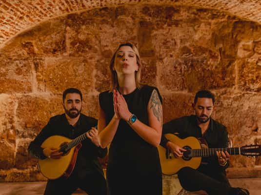 Lisbon: Fado Show and Wine inside Medieval Walls