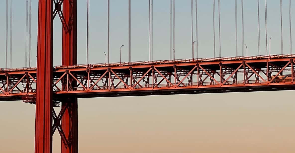 Lisbon: Sunset Boat Party Cruise with DJ and Open Bar side 1