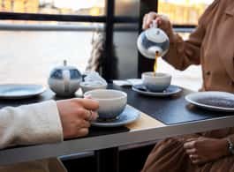 London: Afternoon Tea Cruise on the River Thames side 1