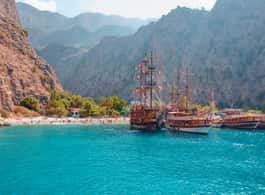 Ölüdeniz: Butterfly Valley Boat Trip with Buffet Lunch side 1